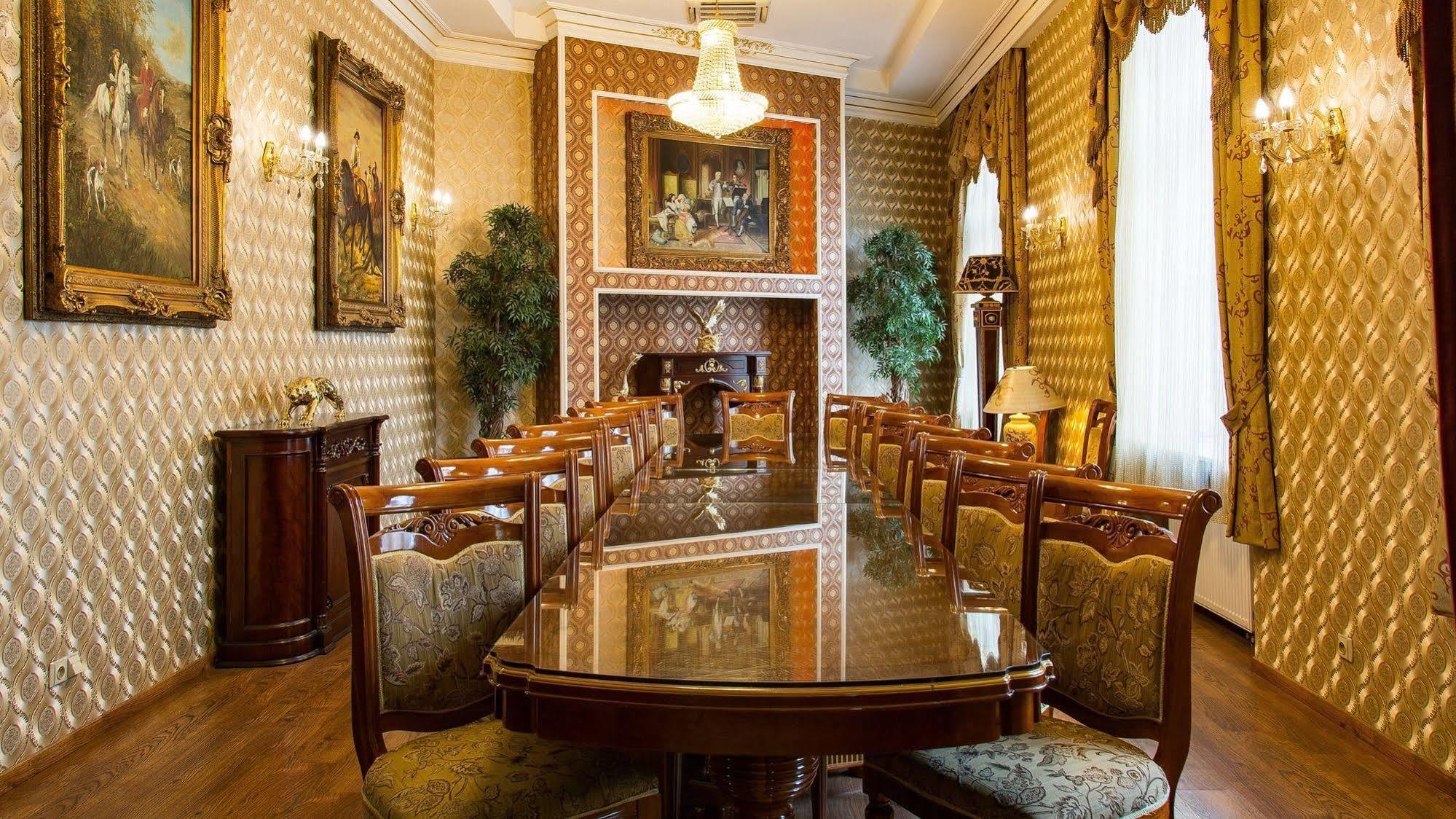 Palace Hotel Polom Zsolna Kültér fotó