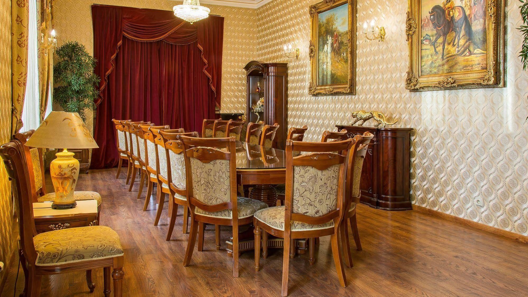 Palace Hotel Polom Zsolna Kültér fotó