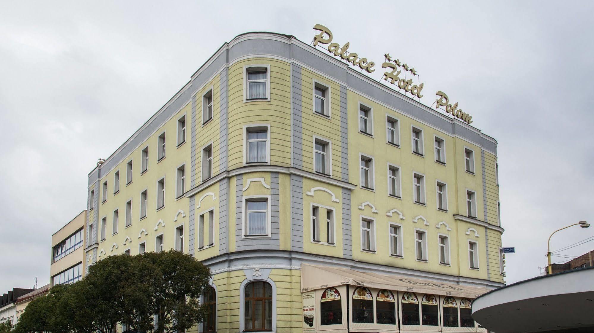 Palace Hotel Polom Zsolna Kültér fotó